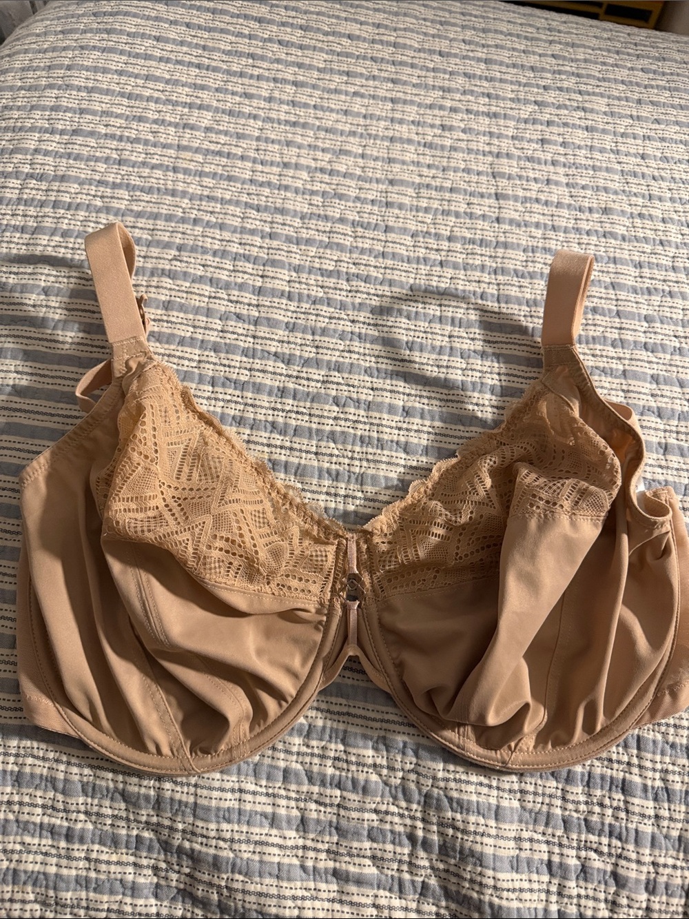 Elomi Beige lace and satin Underwire Bra